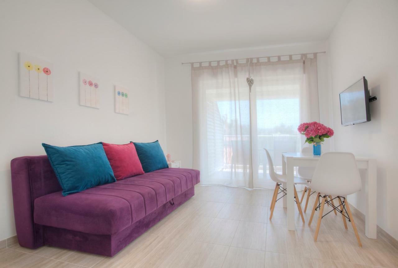 Guest House Djonovic Petrovac Екстериор снимка